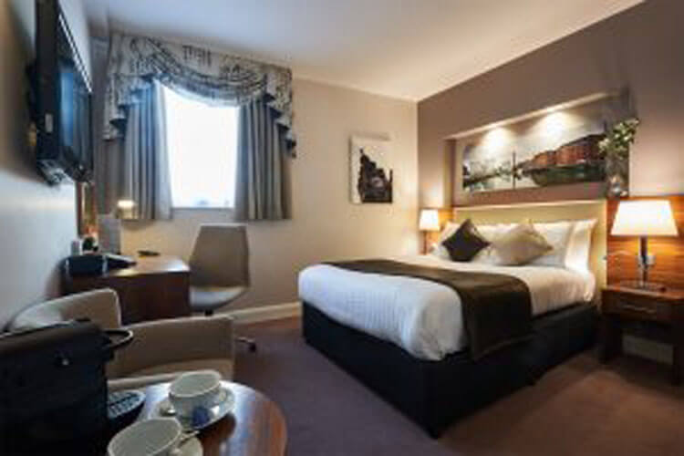 Heywood House Hotel - Image 2 - UK Tourism Online