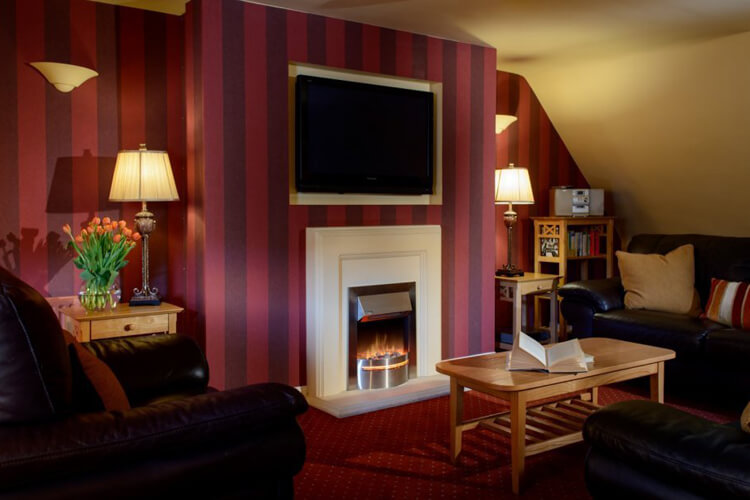 Ballygally Holiday Apartments - Image 5 - UK Tourism Online