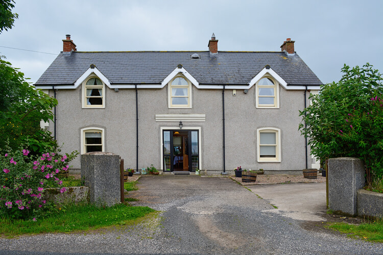 Bay Cottage Bed and Breakfast - Image 1 - UK Tourism Online