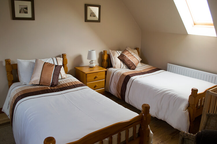 Beachview Cottages - Image 3 - UK Tourism Online