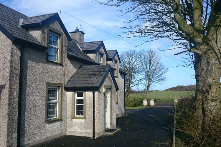 Corvally Cottages - Image 1 - UK Tourism Online