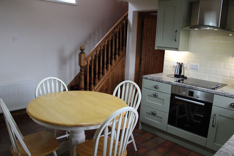 Hillcrest Cottage - Image 3 - UK Tourism Online