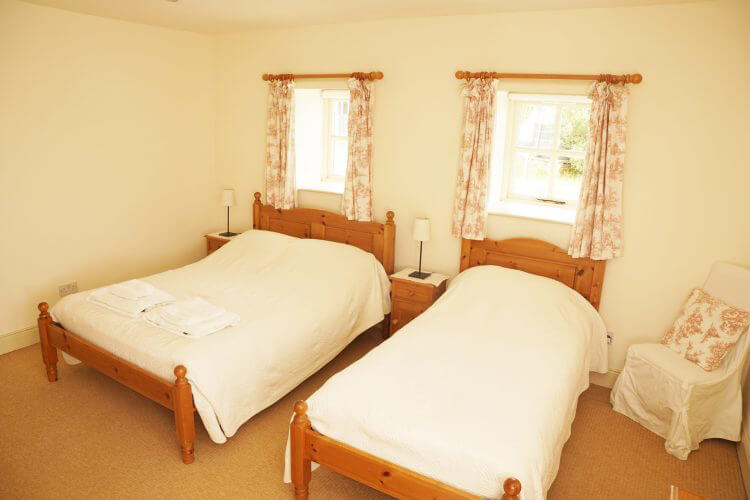 Boleyhill Farm Cottages - Image 2 - UK Tourism Online