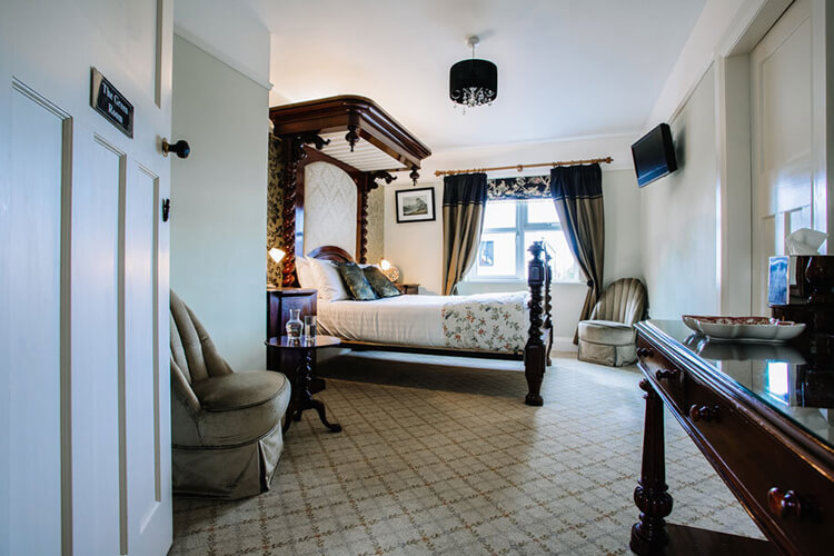 Lisnacurran Country House B&B - Image 1 - UK Tourism Online