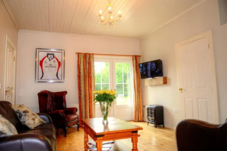 The Coach House Hot tub & Pizza Barn - Image 3 - UK Tourism Online
