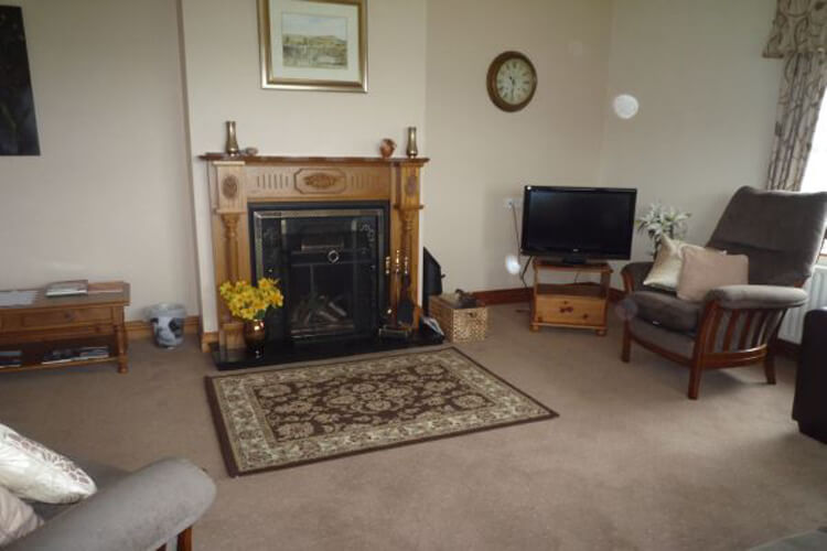 Drumcorn Farm Cottage - Image 2 - UK Tourism Online