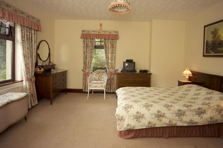 Avondale House B & B - Image 2 - UK Tourism Online