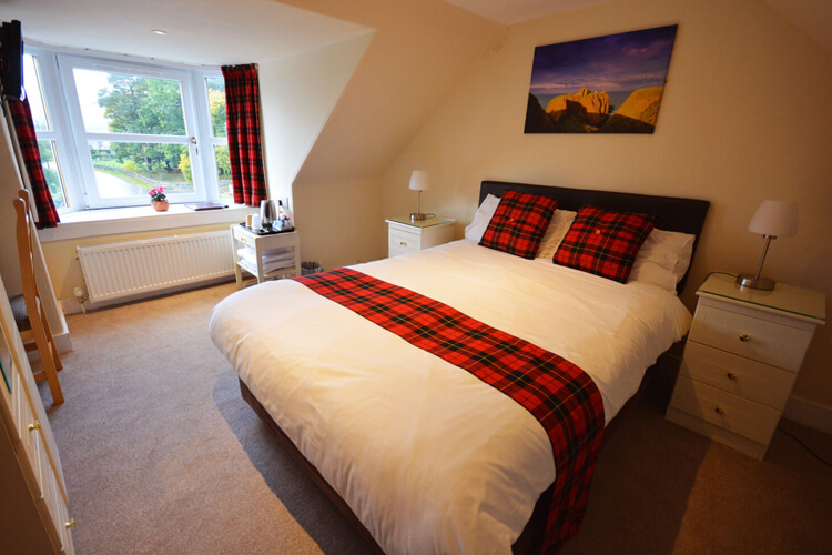 Feughside Guesthouse Riverside Strachan - Image 4 - UK Tourism Online