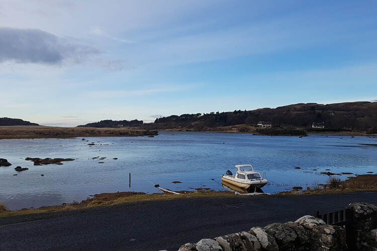 Clachan Cottage - Image 1 - UK Tourism Online