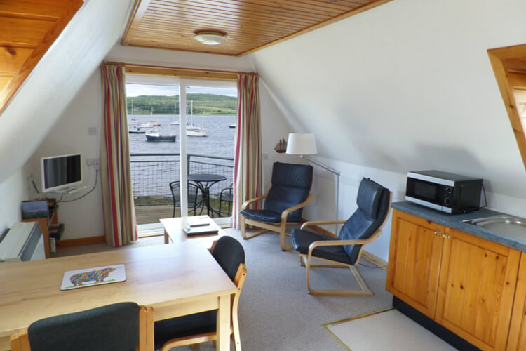 Lochside Lodges - Image 3 - UK Tourism Online