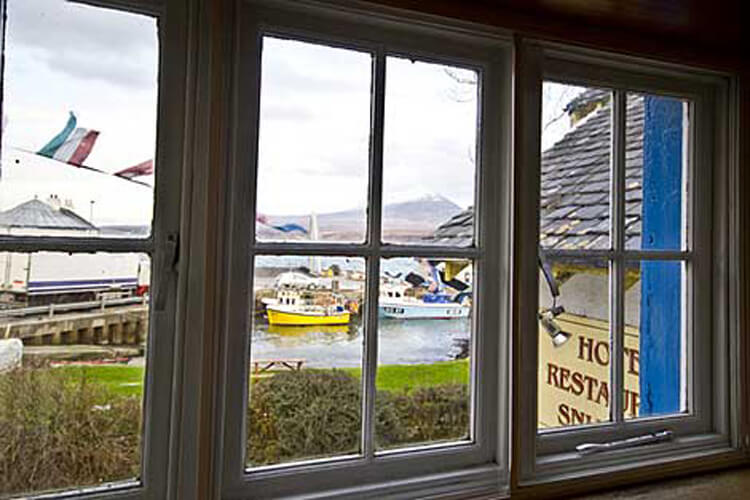 Port Askaig Hotel and Stores - Image 5 - UK Tourism Online