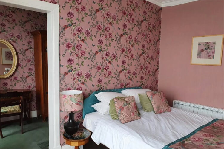 The Ardyne Guest House - Image 5 - UK Tourism Online