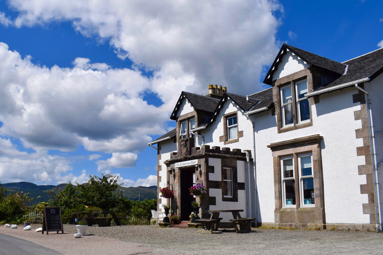 The Colintraive Hotel - Image 1 - UK Tourism Online