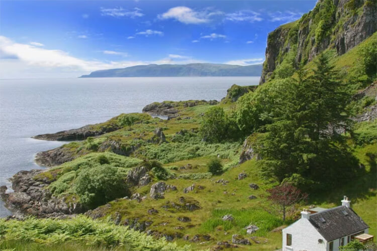 Tigh Beg Croft - Image 1 - UK Tourism Online