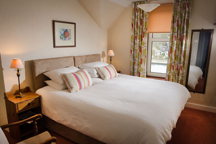 Blackwaterfoot Lodge - Image 3 - UK Tourism Online