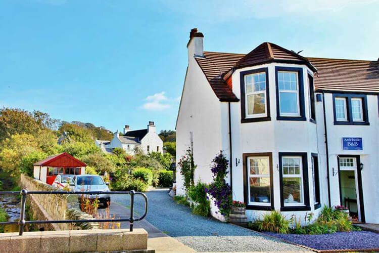 Ardchoille Bed and Breakfast - Image 1 - UK Tourism Online