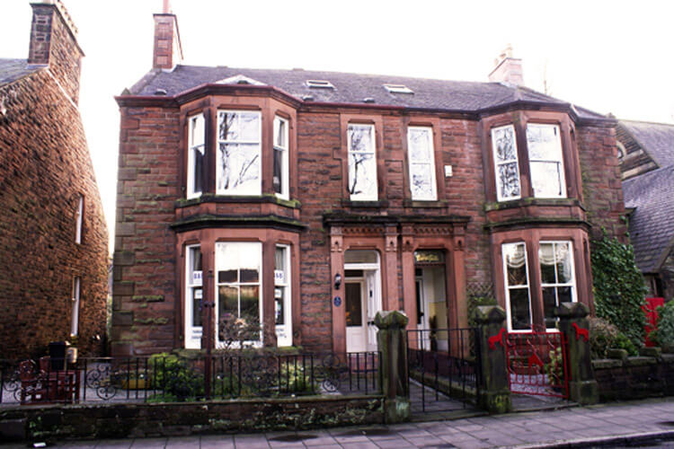 Burnett House - Image 1 - UK Tourism Online