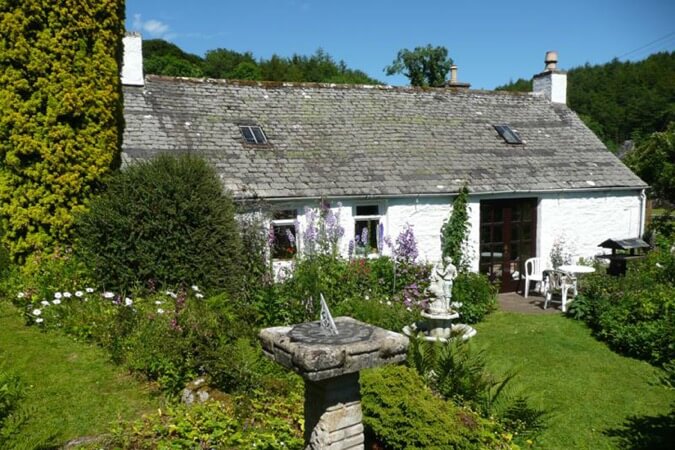 Anwoth Old Schoolhouse / Clachan Cottage Thumbnail | Castle Douglas - Dumfries & Galloway | UK Tourism Online