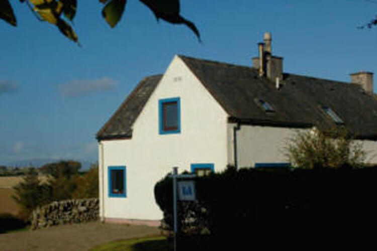 Craiglemine Cottage Bed and Breakfast - Image 1 - UK Tourism Online