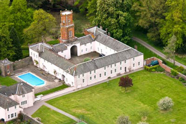 Gelston Castle Holidays - Image 1 - UK Tourism Online