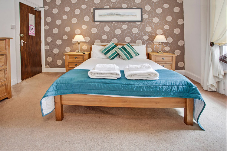 Kirkcudbright Bay Hotel - Image 2 - UK Tourism Online