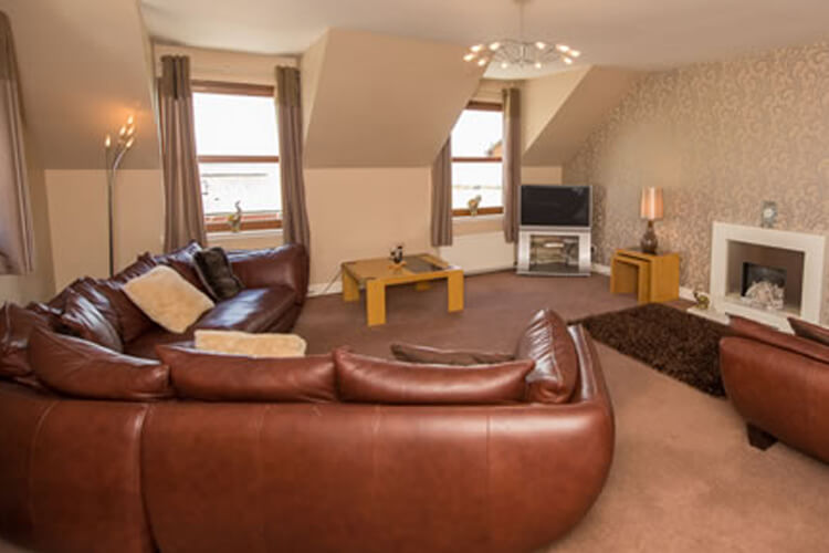 Luce Bay Luxury Self-Catering - Image 2 - UK Tourism Online