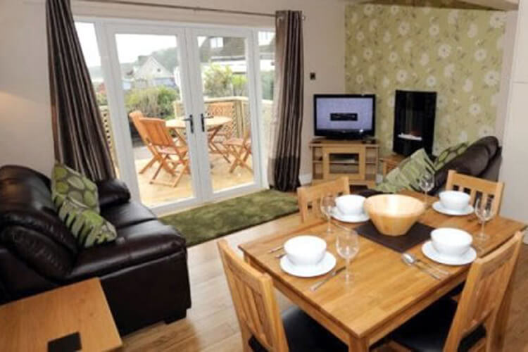 Luce Bay Luxury Self-Catering - Image 3 - UK Tourism Online