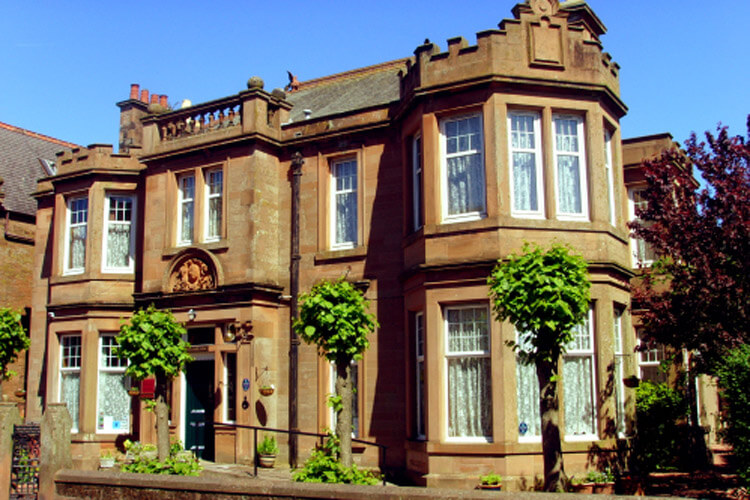 Rowanbank Guesthouse - Image 1 - UK Tourism Online