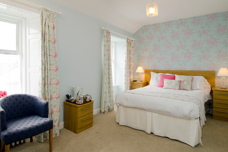 The King's Arms Hotel - Image 1 - UK Tourism Online