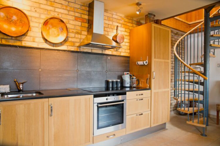 The Light House Apartment - Image 3 - UK Tourism Online