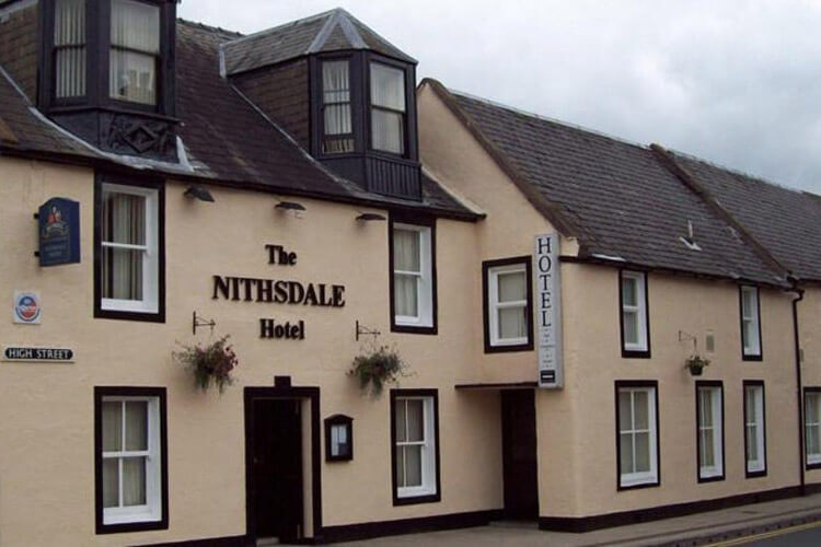 Nithsdale Hotel - Image 1 - UK Tourism Online