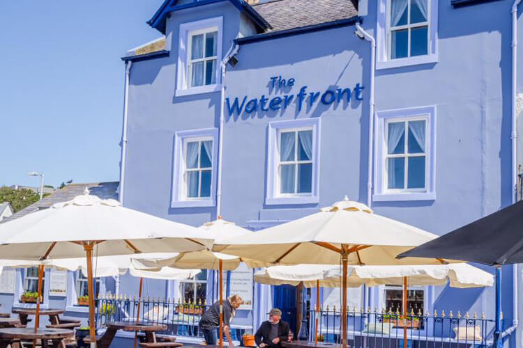 The Waterfront Hotel - Image 1 - UK Tourism Online