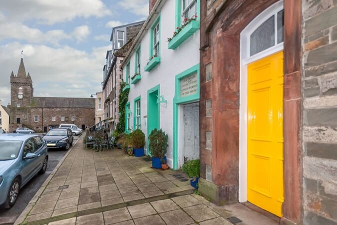 Yellow Door Holiday Cottage Thumbnail | Kirkcudbright - Dumfries & Galloway | UK Tourism Online
