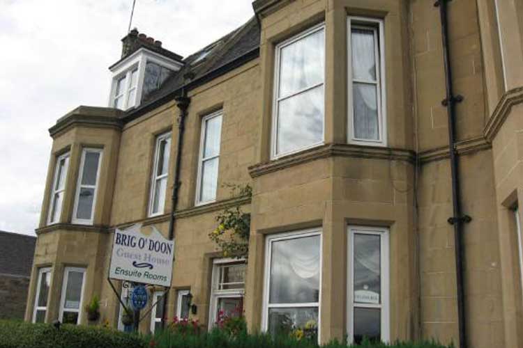 Brig O Doon Guest House - Image 1 - UK Tourism Online