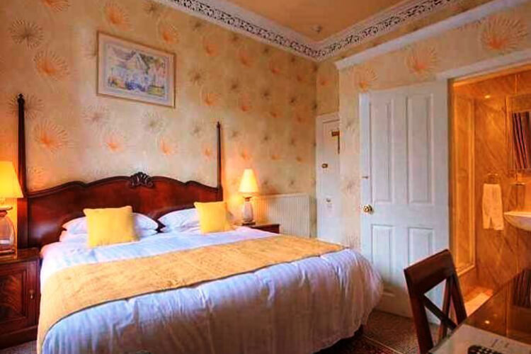 Castle Park Guest House - Image 3 - UK Tourism Online