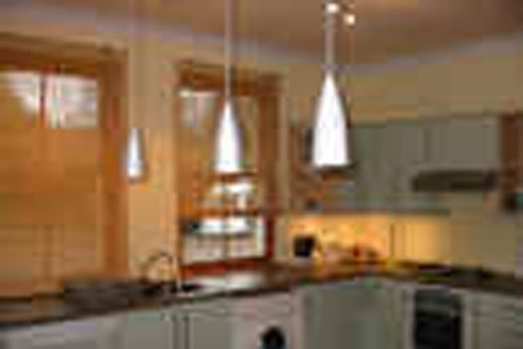 Edinburgh Family Self Catering Holiday Apartment - Image 3 - UK Tourism Online