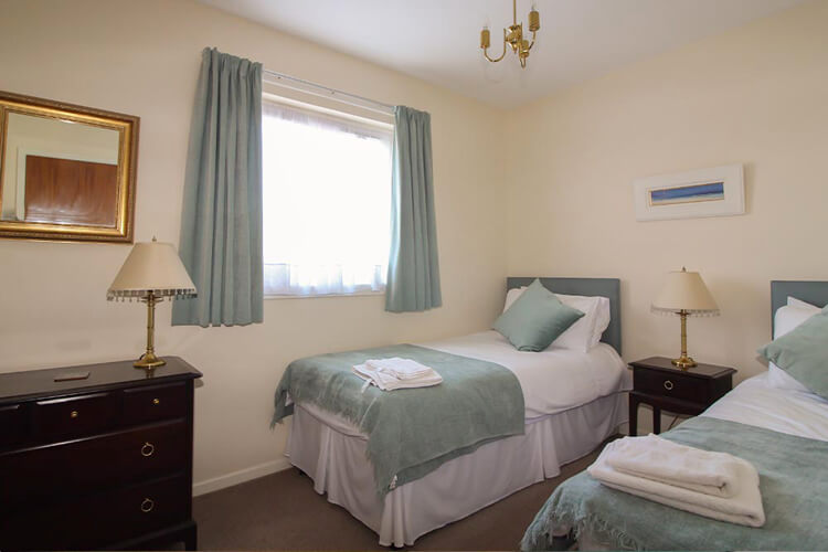 Milsey Court Apartment - Image 4 - UK Tourism Online