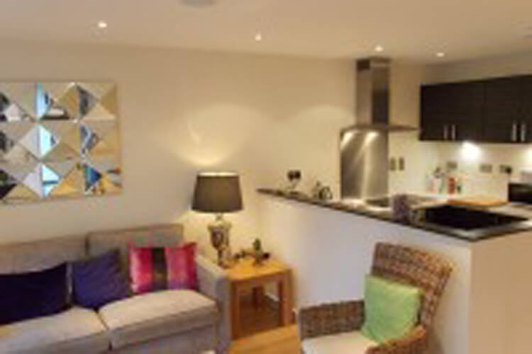 Violet Bank House and Self-catering Apartments - Image 2 - UK Tourism Online