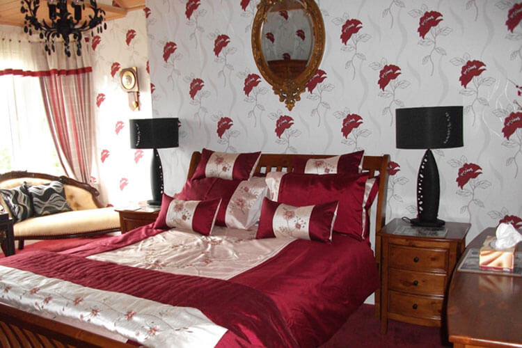 69 Cromwell Road Bed And Breakfast - Image 3 - UK Tourism Online