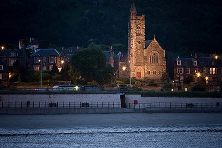 A Stone's Throw Cottage in Burntisland