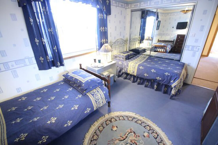 Fantasia Bed & Breakfast - Image 2 - UK Tourism Online