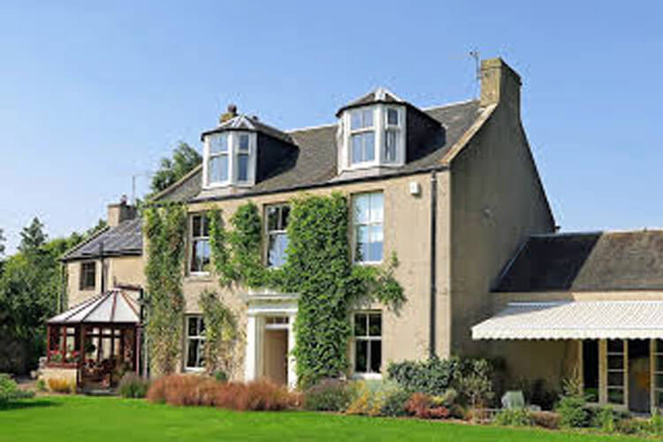 Grange Farmhouse Bed And Breakfast - Image 1 - UK Tourism Online