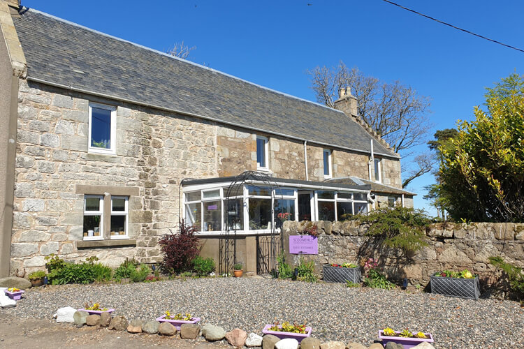 Scooniehill Farmhouse - Image 1 - UK Tourism Online