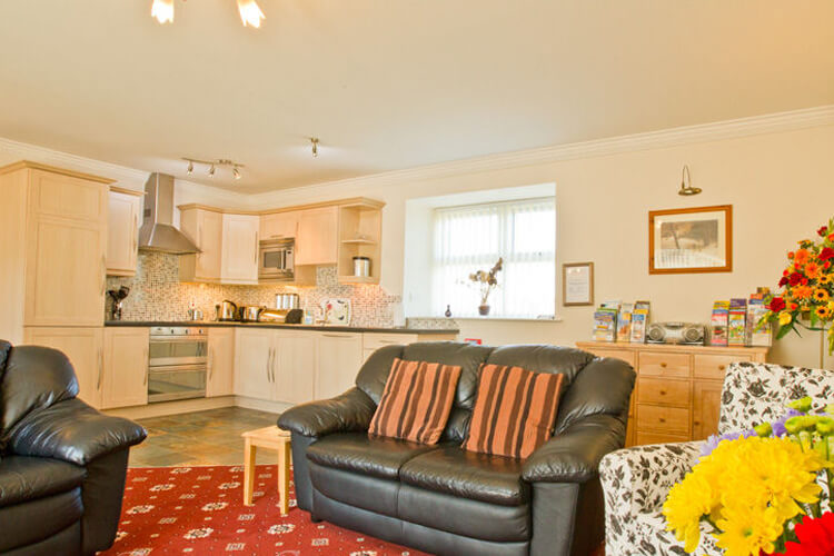 Acorn Cottage - Image 3 - UK Tourism Online