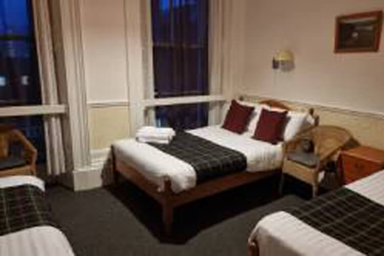 Hampton Court Guest House - Image 4 - UK Tourism Online