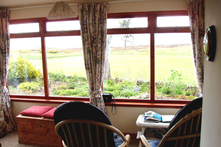 Achue Croft Cottage - Image 2 - UK Tourism Online