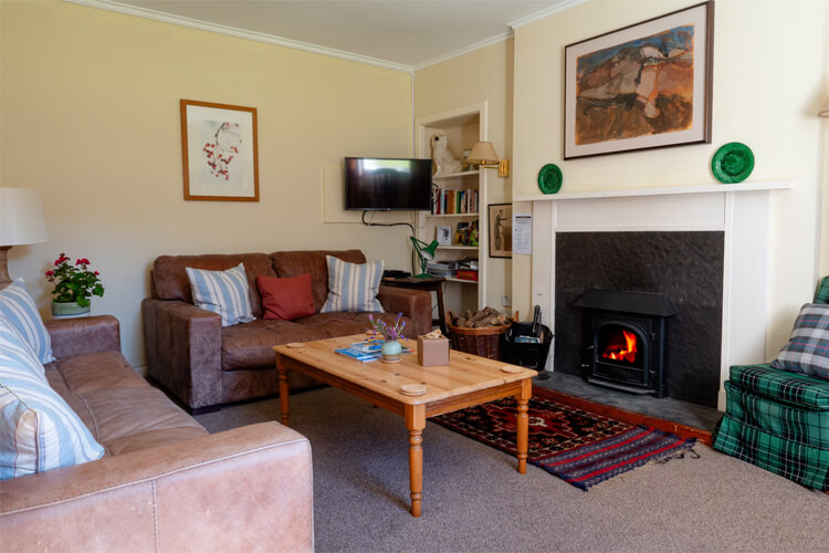 Attadale Cottages - Image 3 - UK Tourism Online