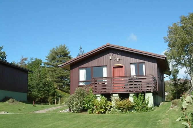 Caisteal Liath Chalets Thumbnail | Lochinver - Highlands | UK Tourism Online