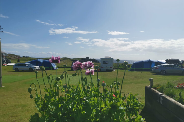Clachtoll Beach Campsite - Image 3 - UK Tourism Online