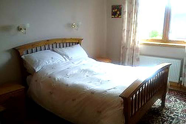 Rowanlea Self Catering - Image 4 - UK Tourism Online